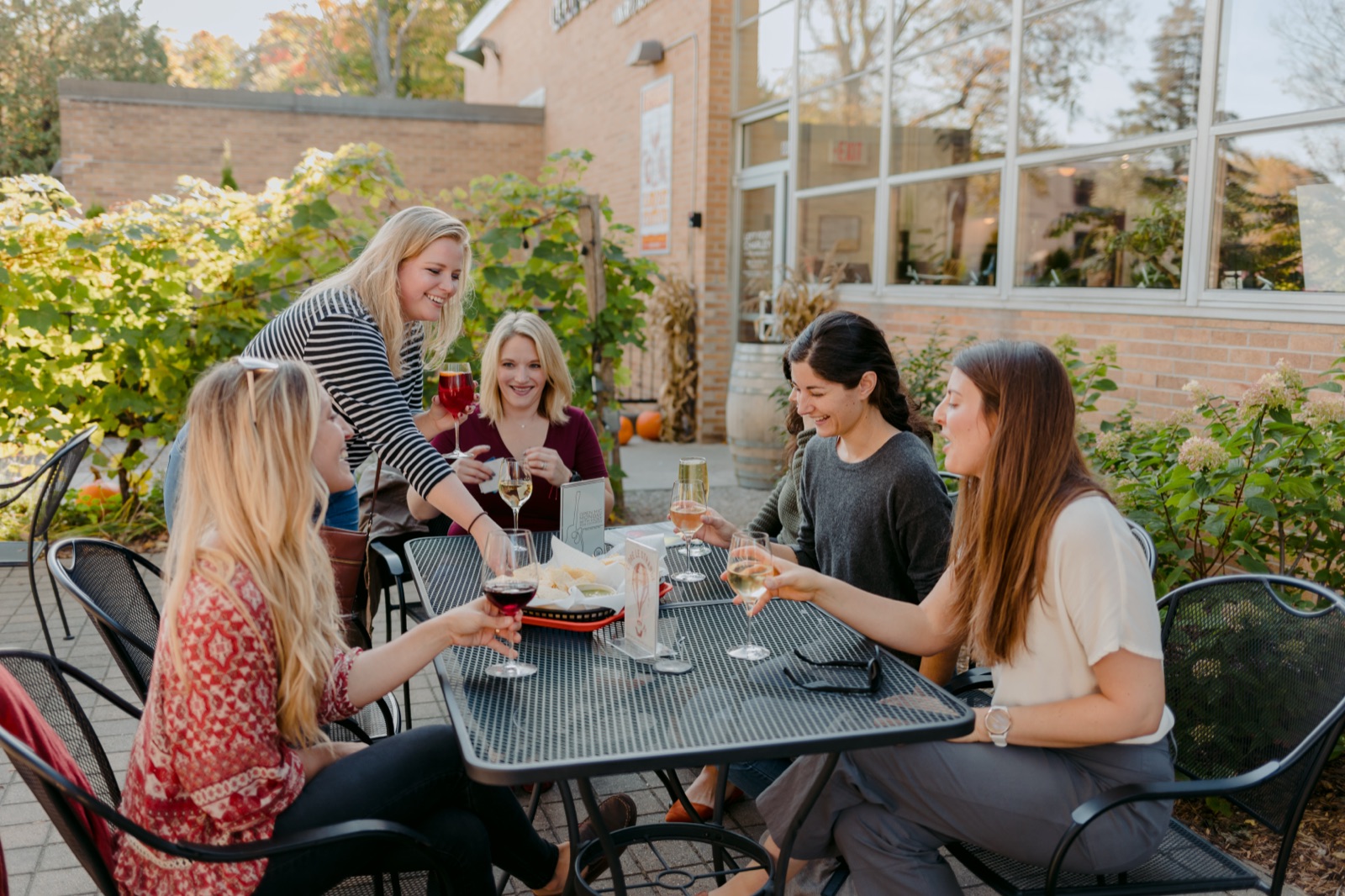 Leelanau Wine Country: A Weekend Guide to Tasting, Dining & Slowing Down